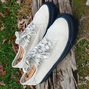 Vans diamo ni call out